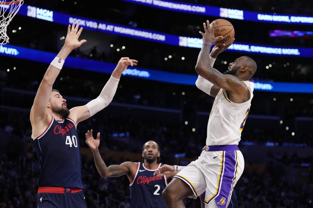 最终以微弱 最终以微弱