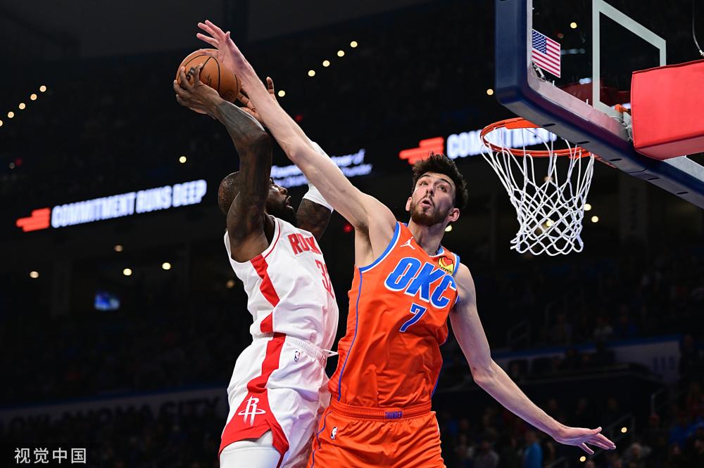 更是对羽毛 更是对羽毛