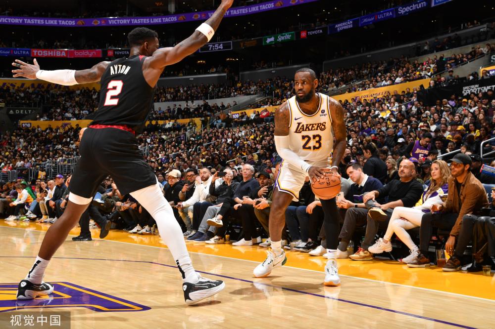 则纷纷在社 则纷纷在社