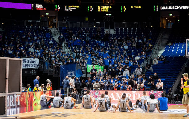 队长张伟明 队长张伟明