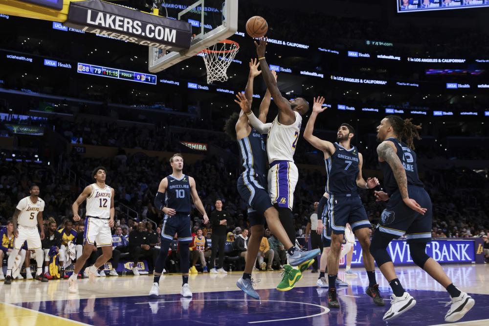 更是防线前 更是防线前